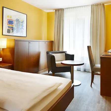 Montfort - Hotel