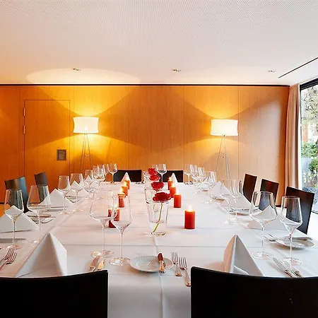 Hotel Montfort - 4*